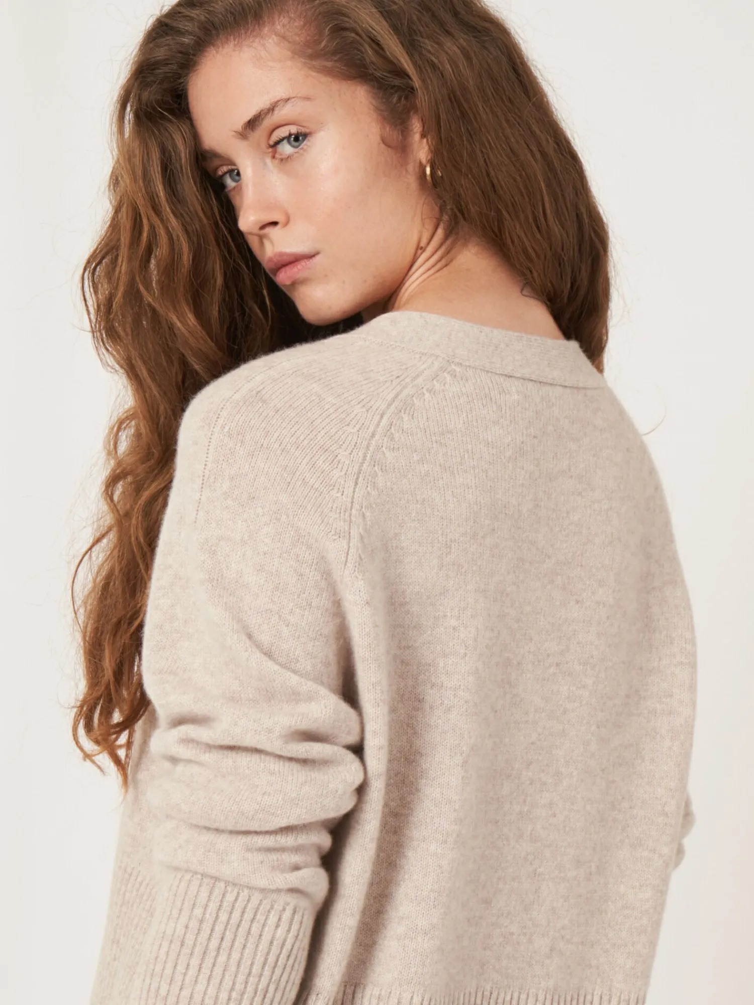 New Geknoopt Cashmere Vest Met Geribde V-Hals Dames Vesten