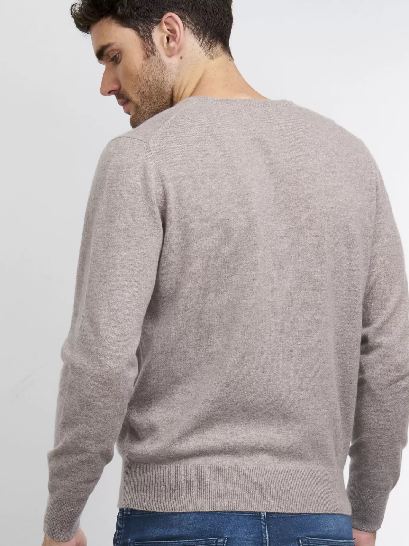 REPEAT cashmere Sweaters<Basic Heren-Trui Met V-Hals Zand