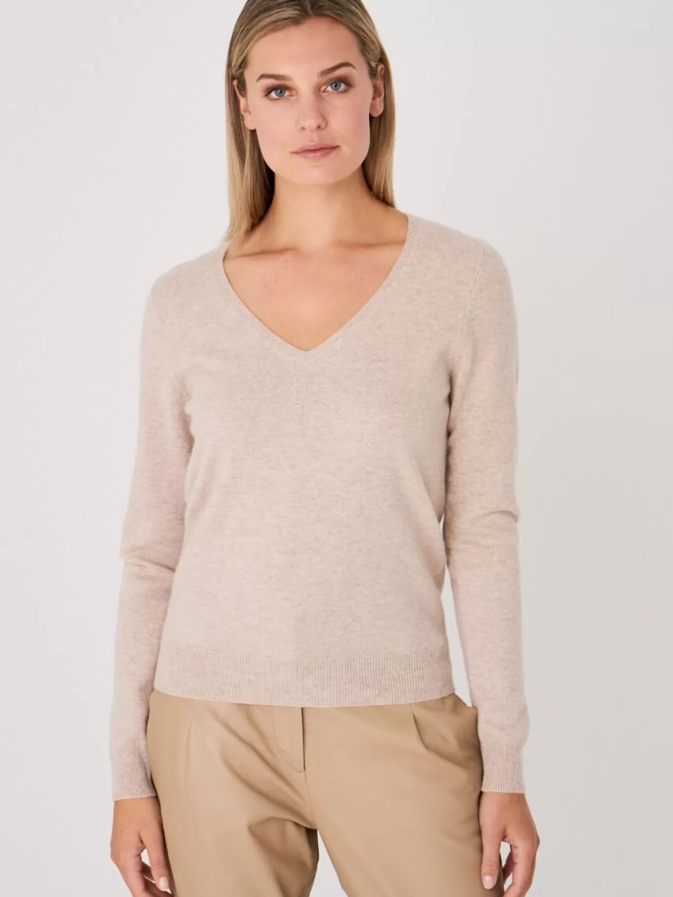 REPEAT cashmere Truien<Basic Organisch Cashmere V-Hals Trui Beige