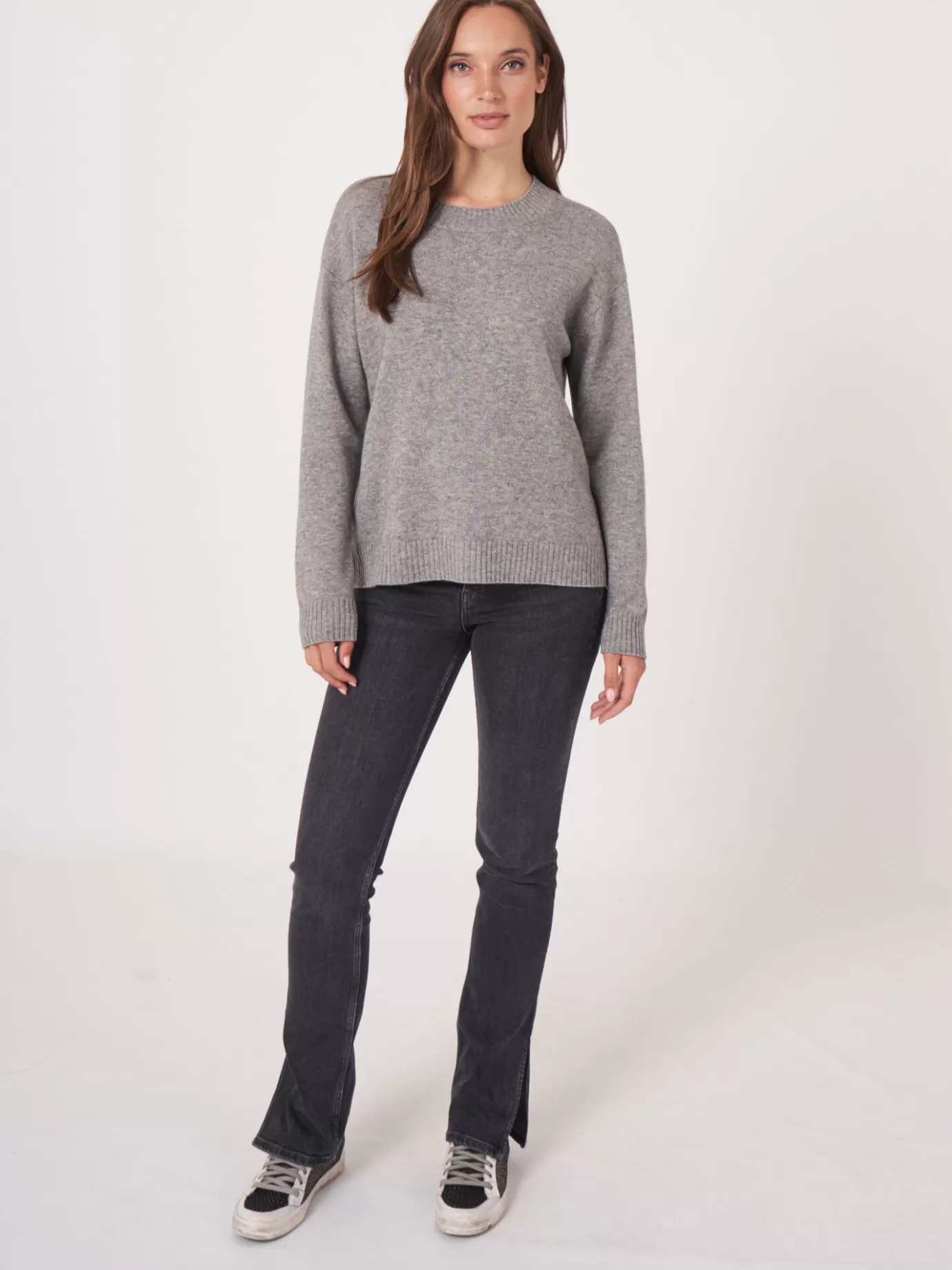 REPEAT cashmere Truien<Basic Trui Met Ronde Hals En Split Op De Rug Lichtgrijs