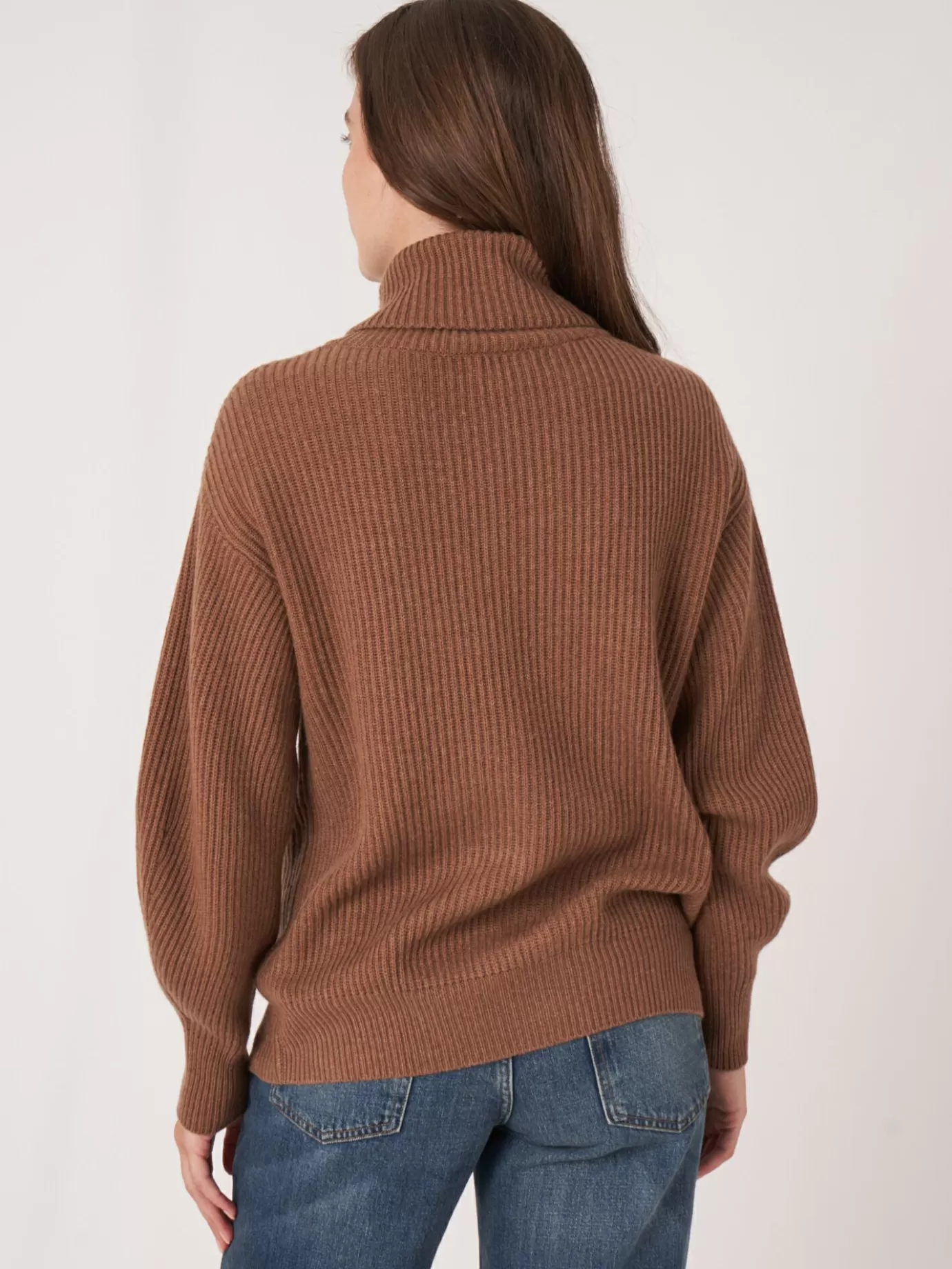 REPEAT cashmere Truien<Cashmere Coltrui Met Asymmetrische Zoom Hazel