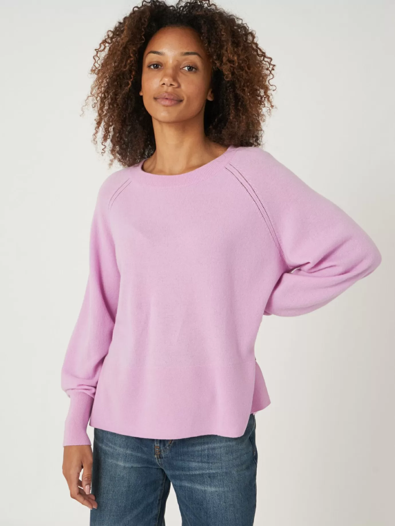 REPEAT cashmere Truien<Cashmere Raglan Trui Met Hoge Ribboord En Zijsplit Snoep