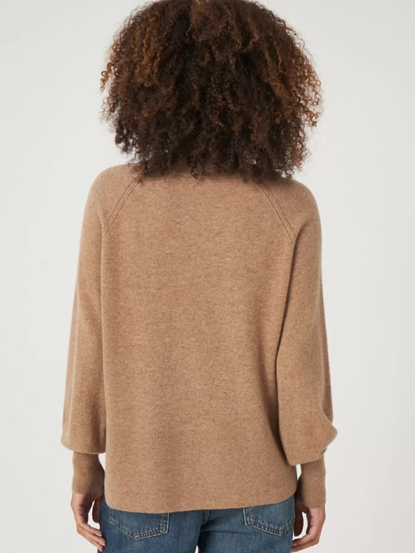 REPEAT cashmere Truien<Cashmere Raglan Trui Met Hoge Ribboord En Zijsplit Kameel