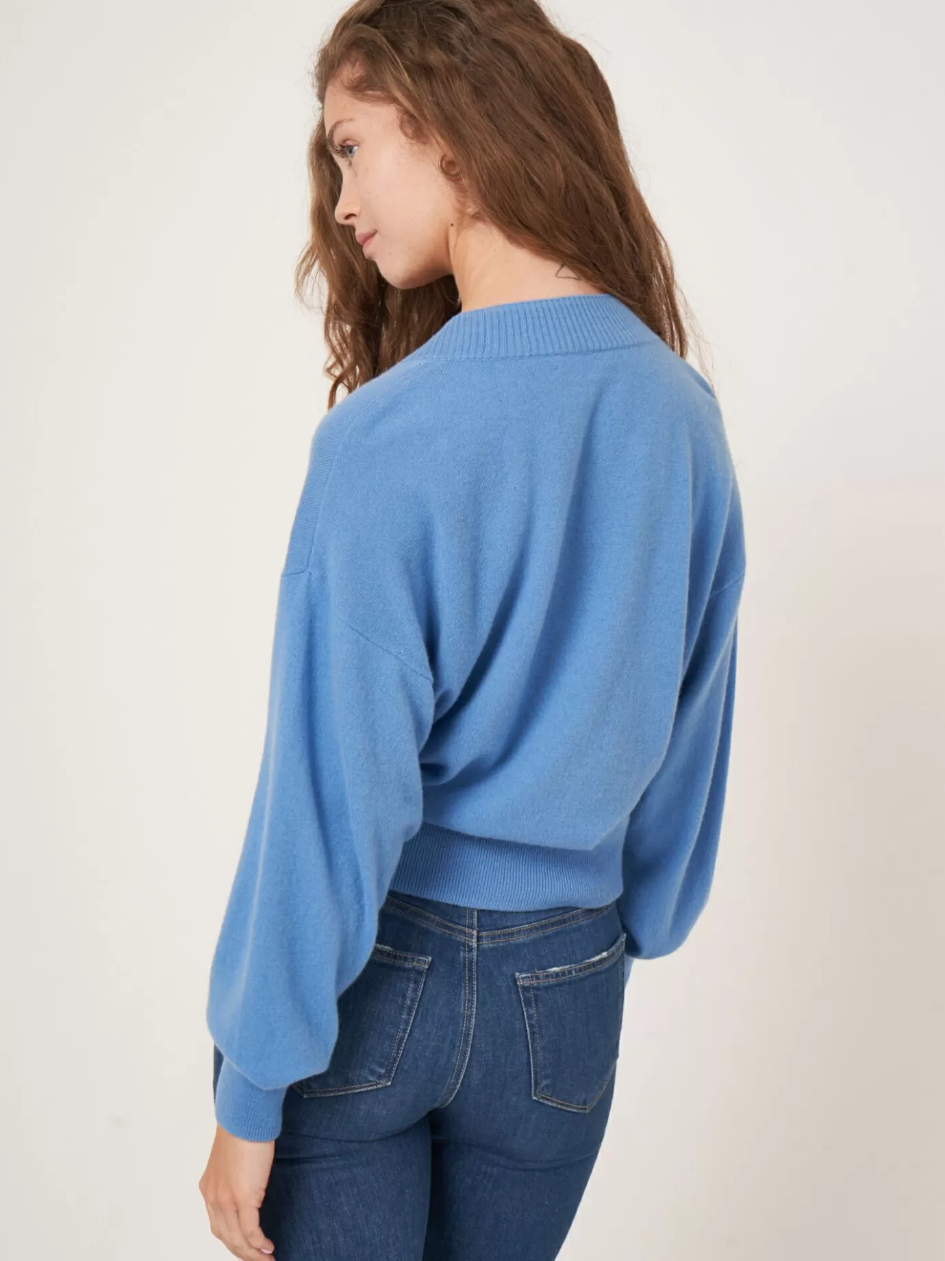 REPEAT cashmere Organic Cashmere<Cashmere Trui Met Diepe Geribde V-Hals Lucht