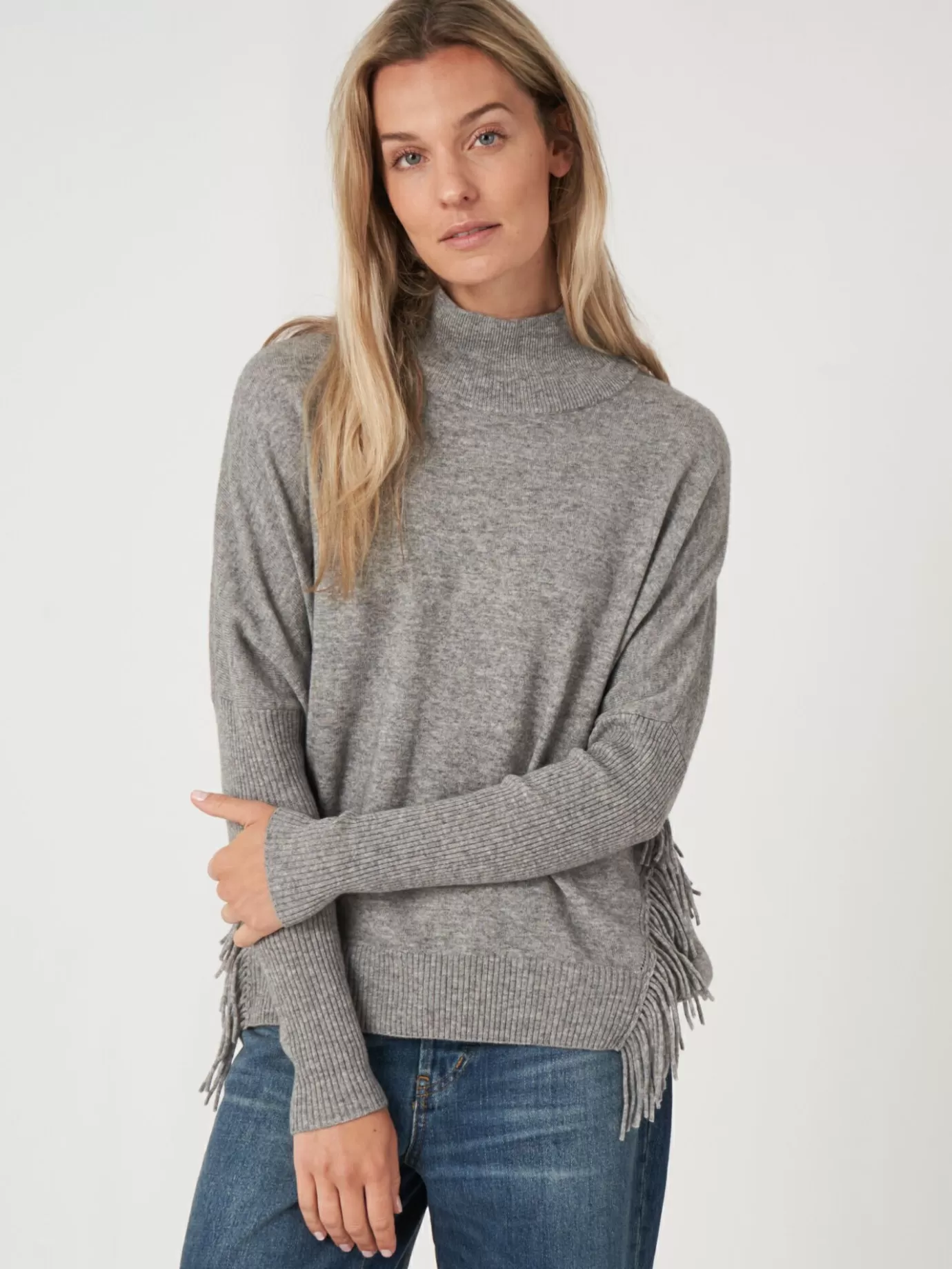 REPEAT cashmere Truien<Cashmere Trui Met Franje Lichtgrijs