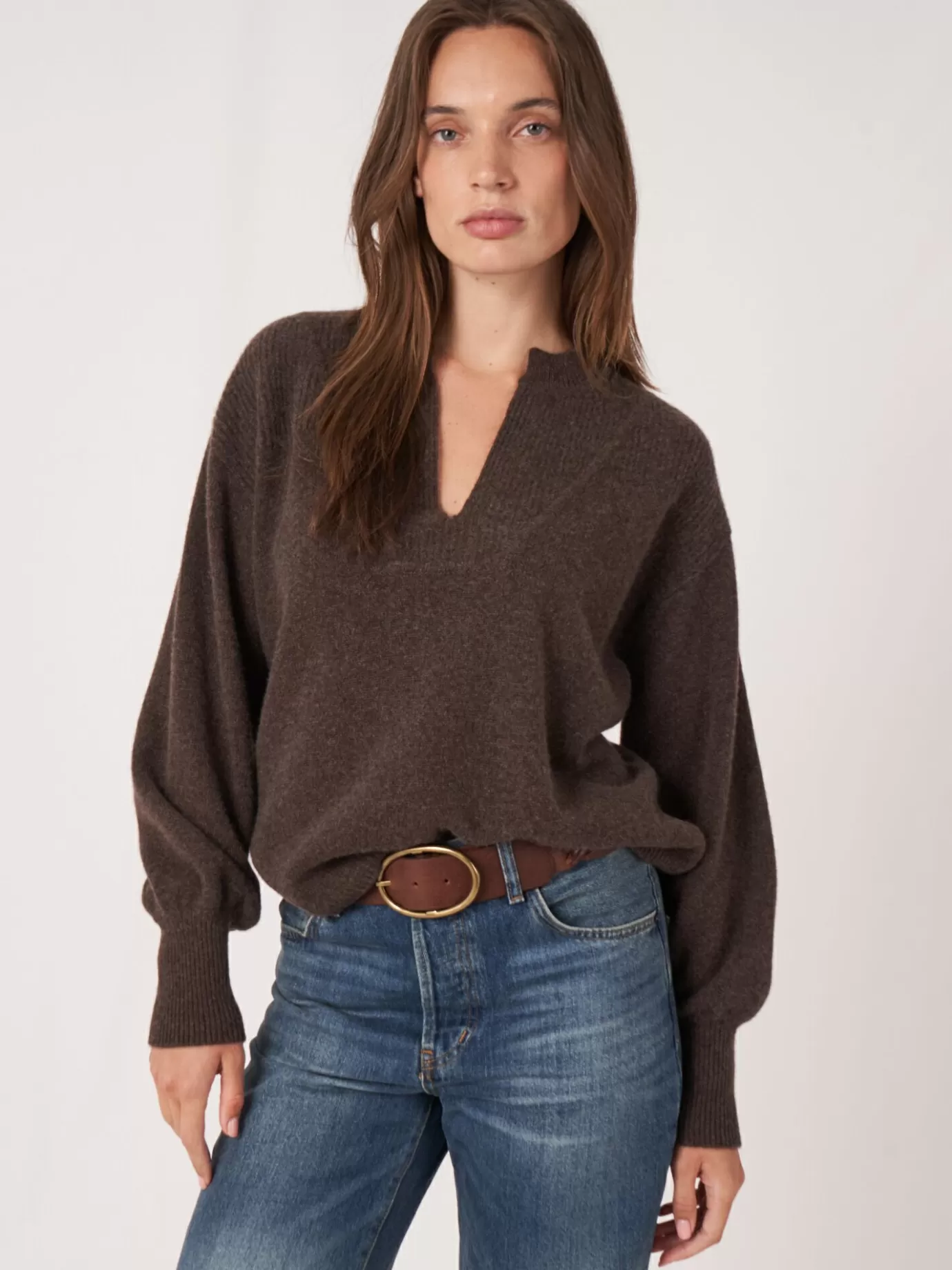 REPEAT cashmere Organic Cashmere<Cashmere Trui Met Kraag Met Split En Rib Detail Chocolade