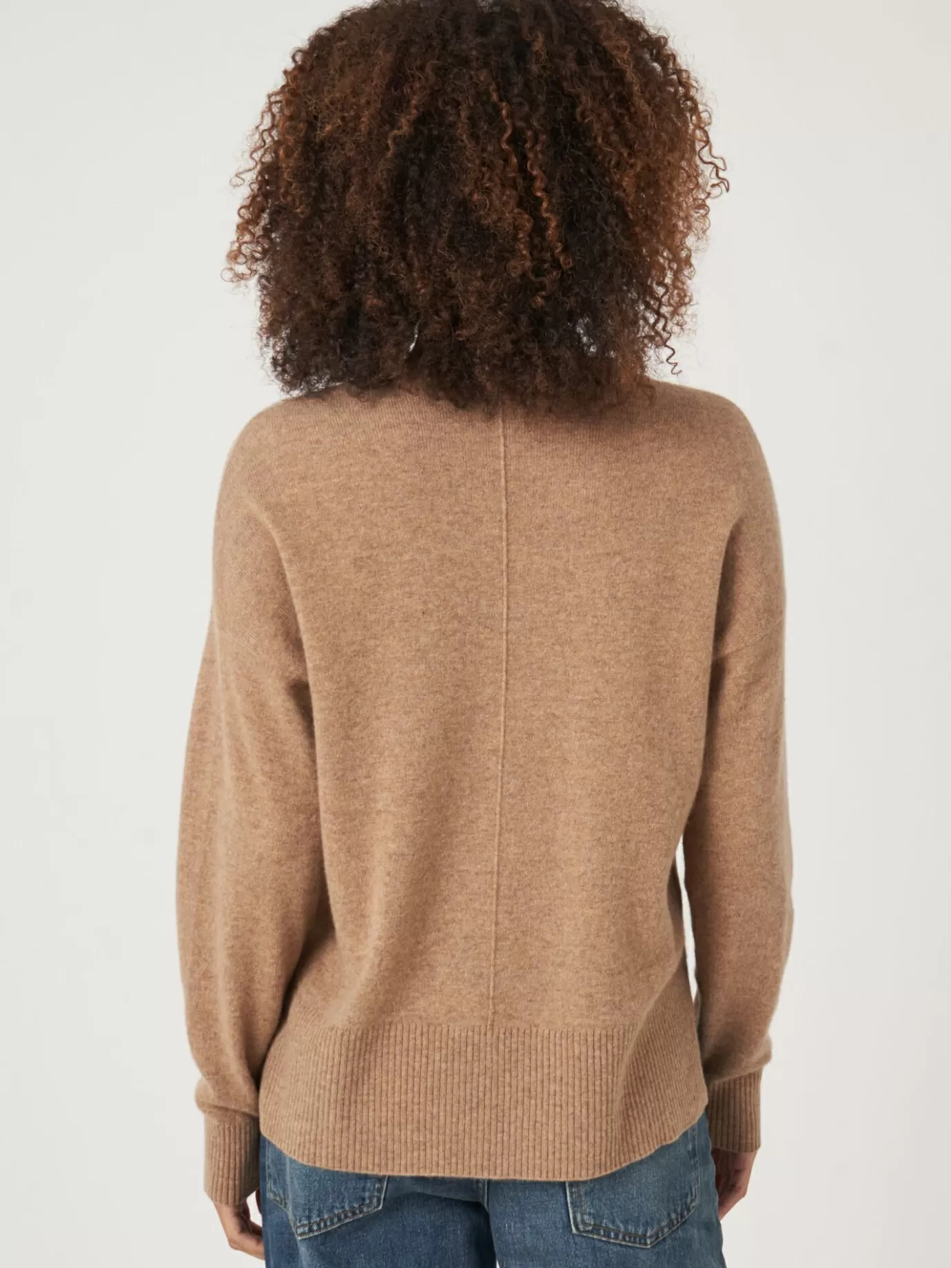 REPEAT cashmere Organic Cashmere<Cashmere Trui Met V-Hals En Zijsplitten Kameel