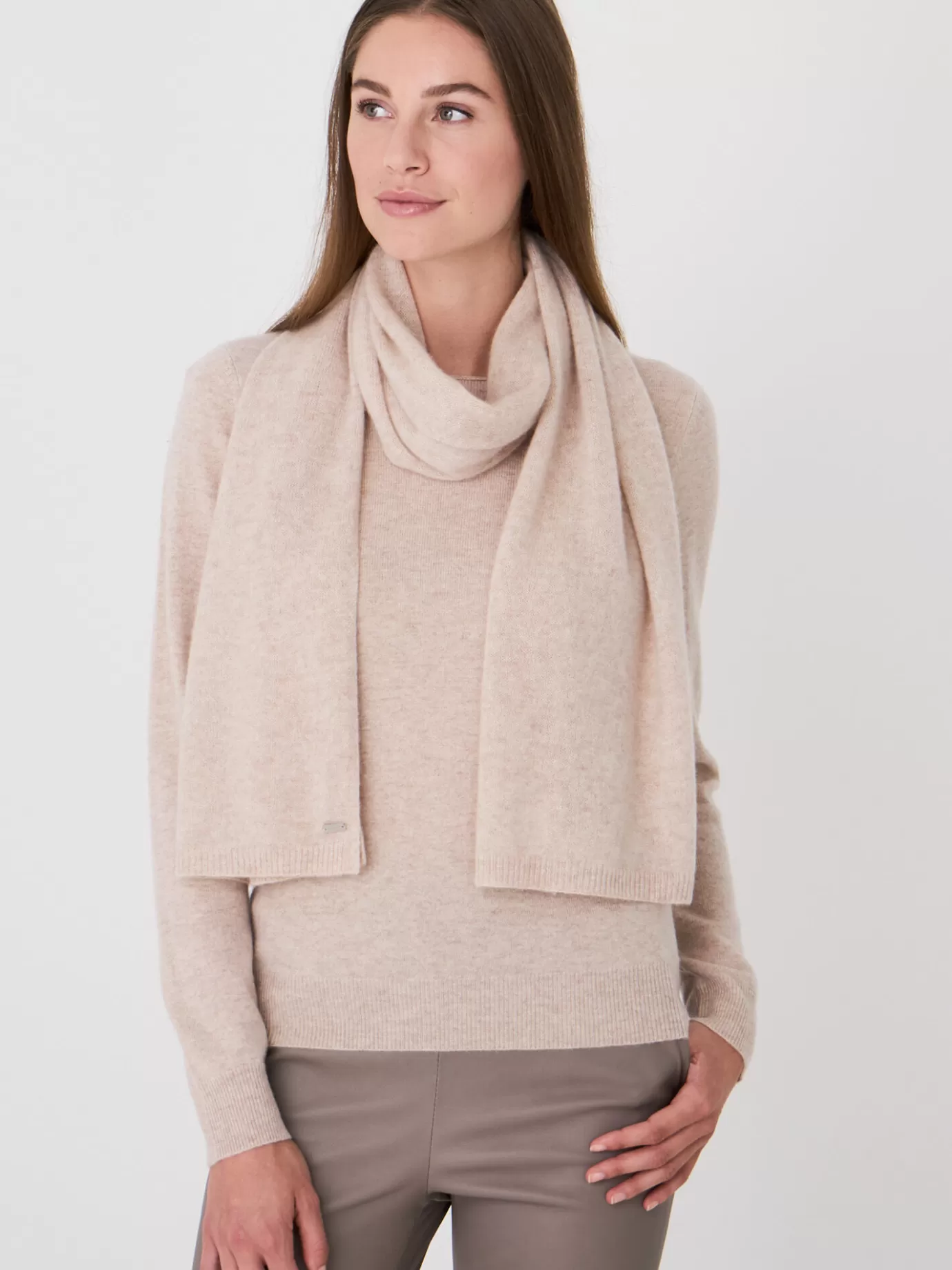 REPEAT cashmere Sjaals<Fijngebreide Organisch Cashmere Sjaal Beige