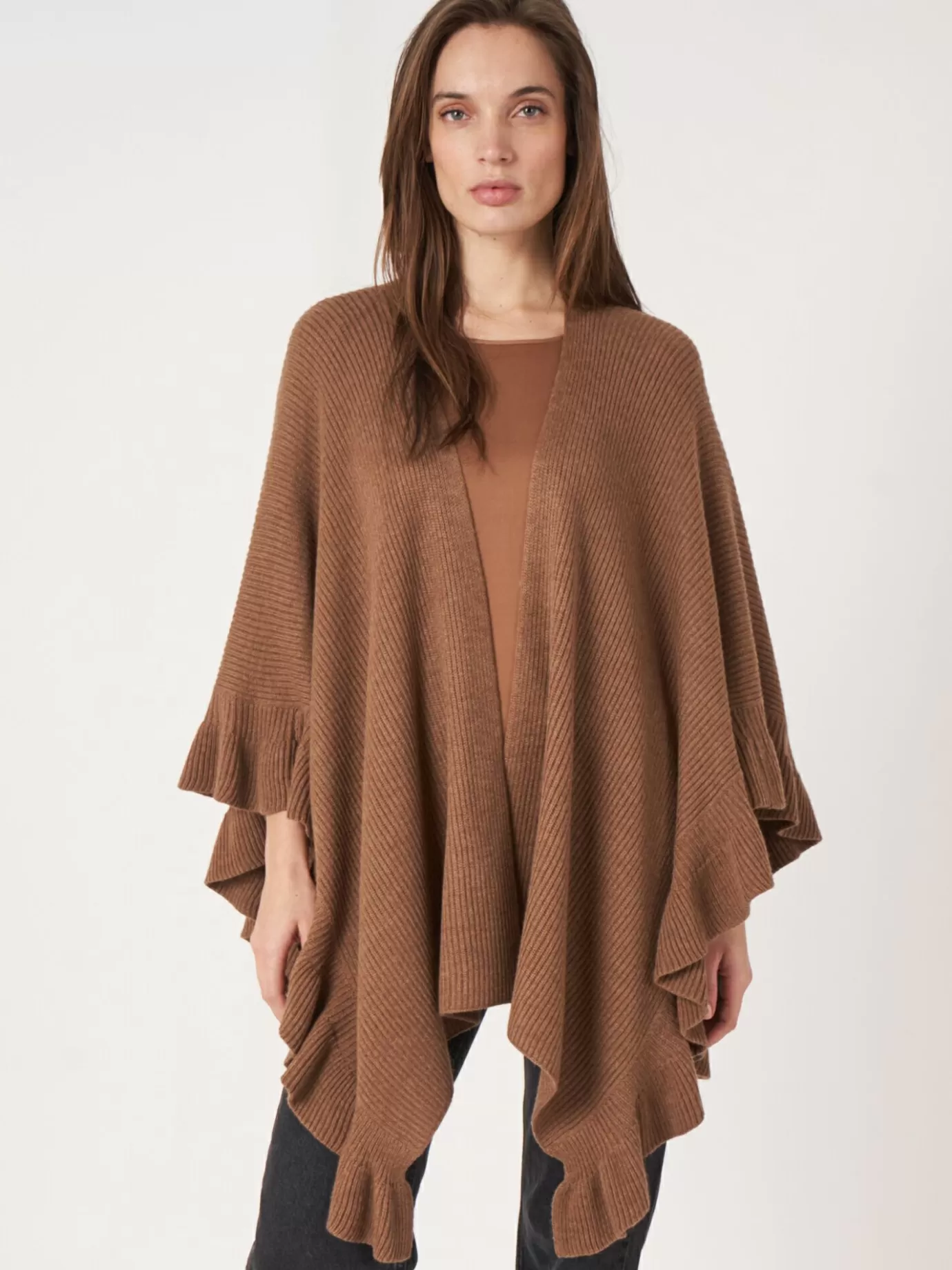 REPEAT cashmere Poncho's<Gebreide Cape Met Ruches Hazel