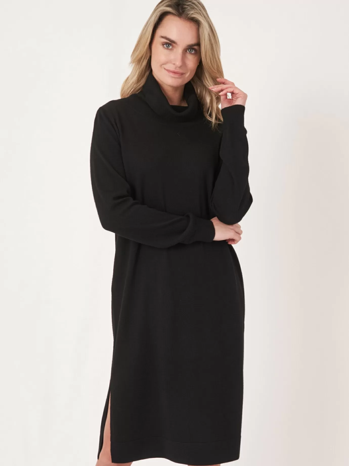 REPEAT cashmere Jurken En Rokken<Gebreide Jurk Met Geknoopte Hoge Hals En Zijsplit Zwart