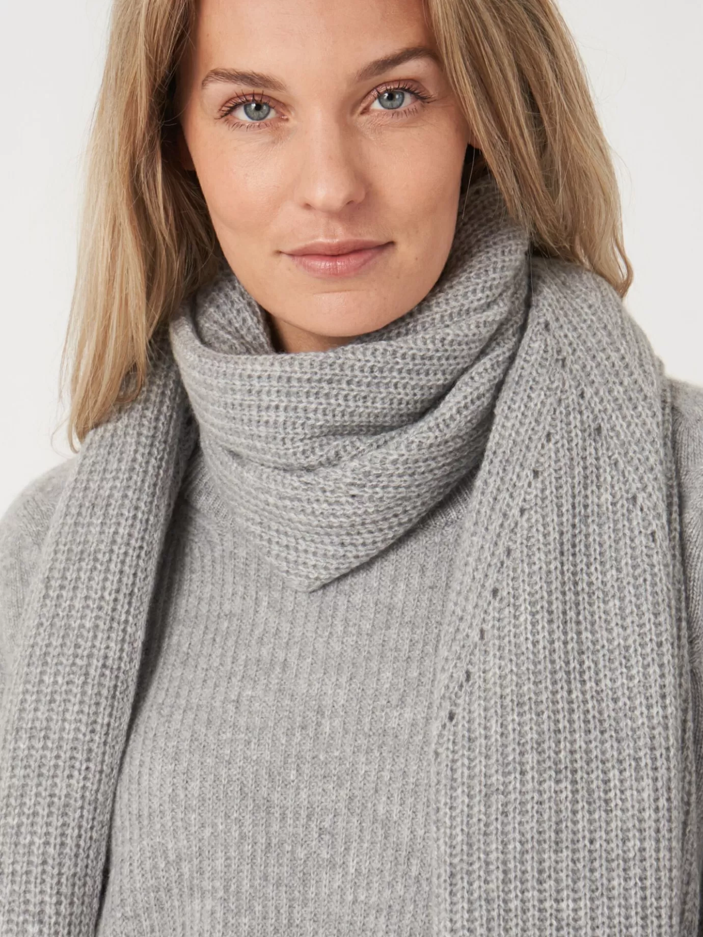 REPEAT cashmere Sjaals<Geribde Cashmere Sjaal Lichtgrijs