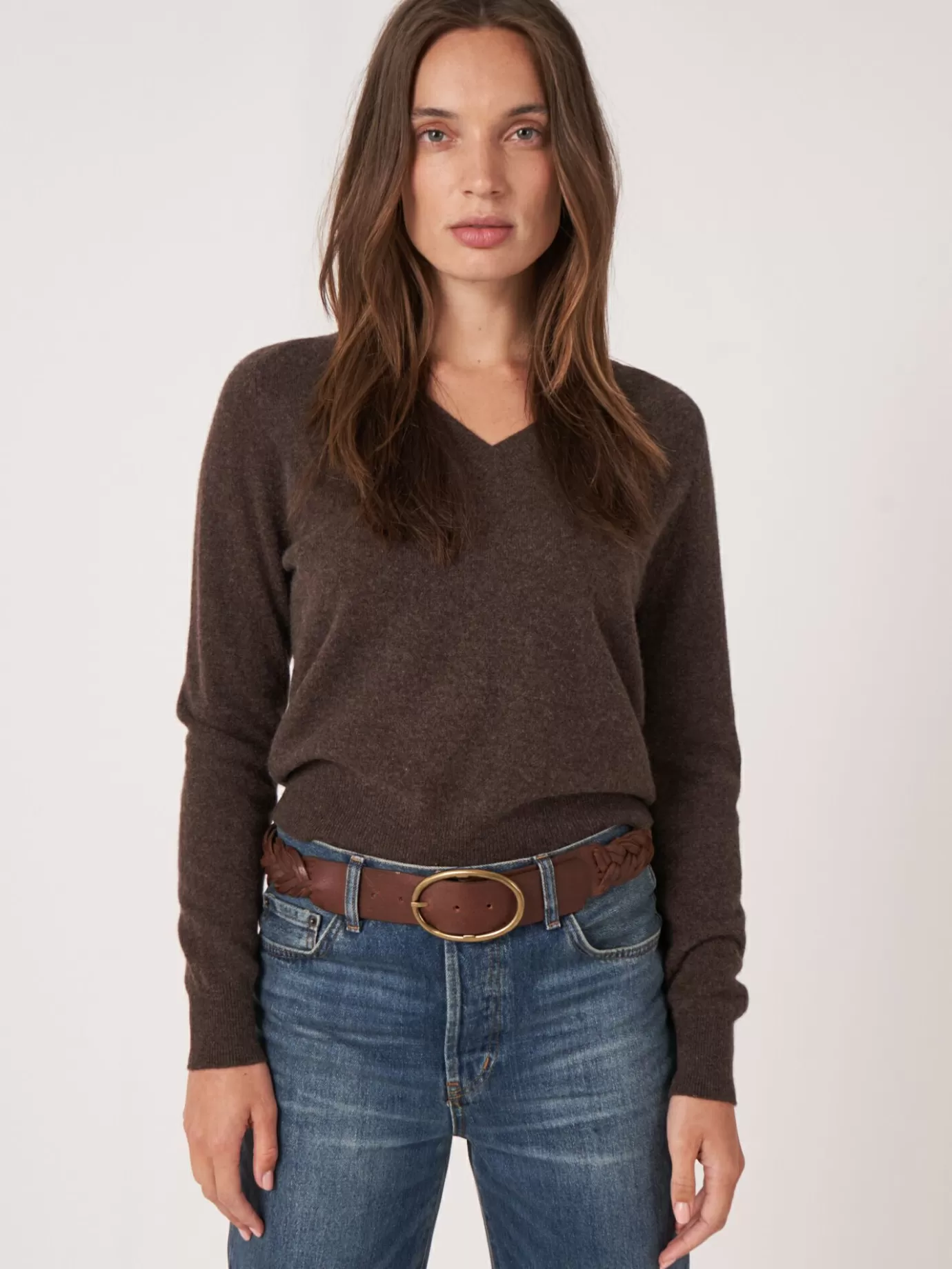 REPEAT cashmere Organic Cashmere<Lichte Cashmere Pullover Met V-Hals Chocolade