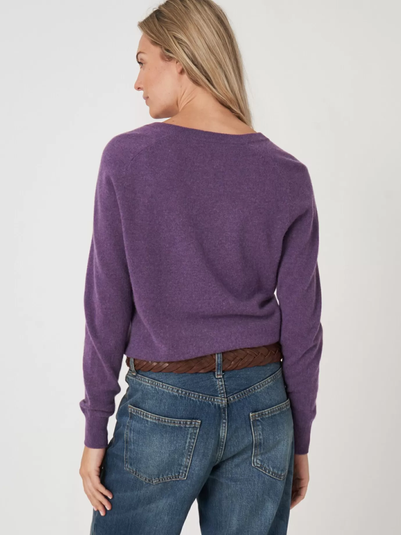 REPEAT cashmere Organic Cashmere<Lichte Cashmere Pullover Met V-Hals Amethist