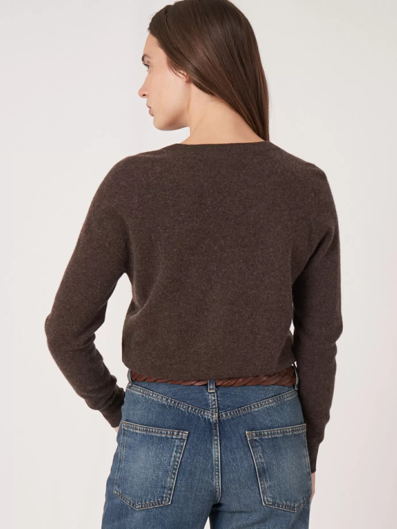 REPEAT cashmere Organic Cashmere<Lichte Cashmere Pullover Met V-Hals Chocolade