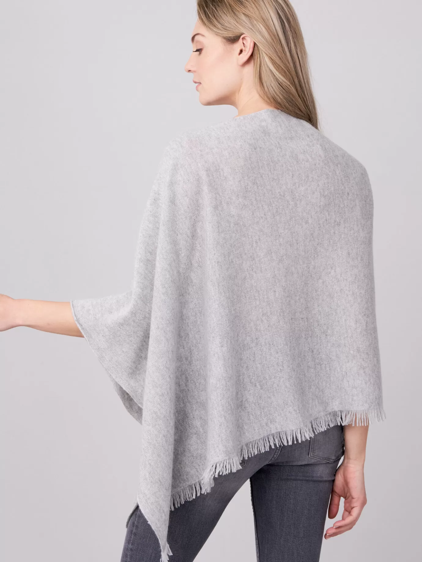 REPEAT cashmere Poncho's<Organisch Cashmere Poncho Met Franjes Zilver Grijs