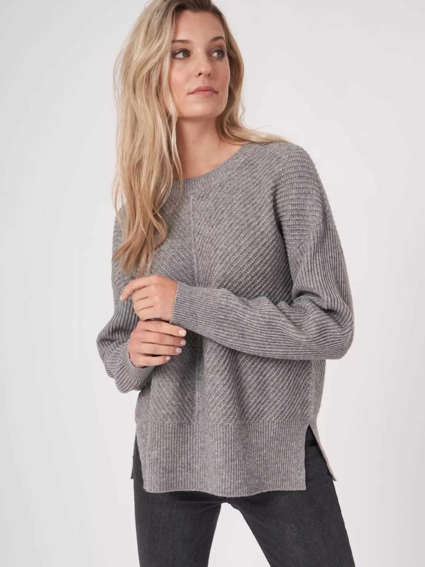 REPEAT cashmere Truien<Oversized Gebreide Trui Met Diagonale Rib Lichtgrijs