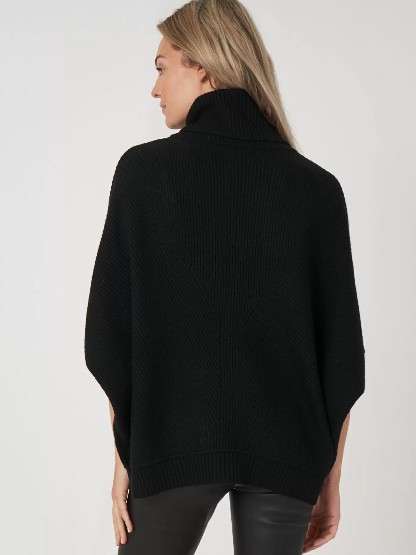 REPEAT cashmere Truien<Oversized Poncho Trui Met Rolkraag Zwart