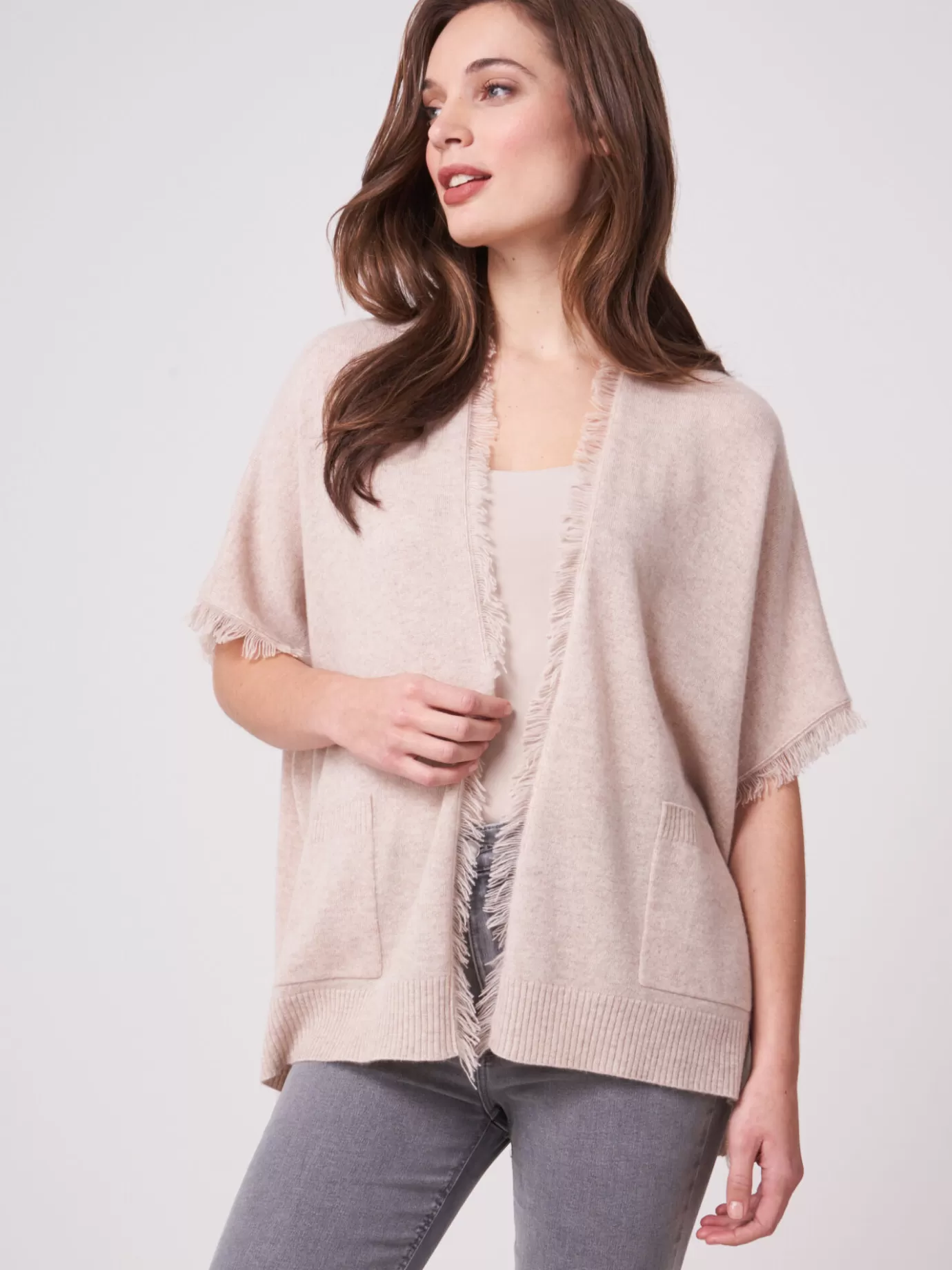 REPEAT cashmere Poncho's<Poncho Cape Met Franjes Beige