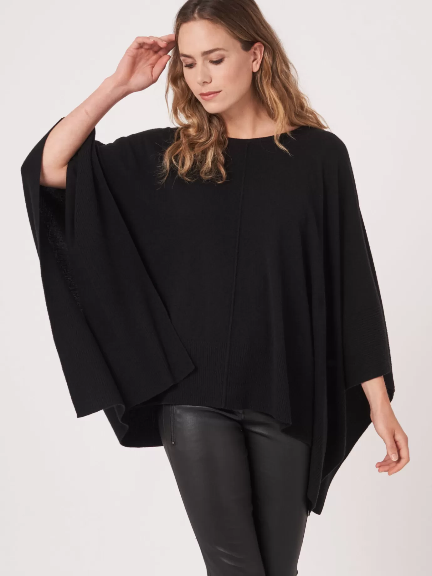 REPEAT cashmere Poncho's<Poncho Met Deelnaad En Geribde Zoom Zwart