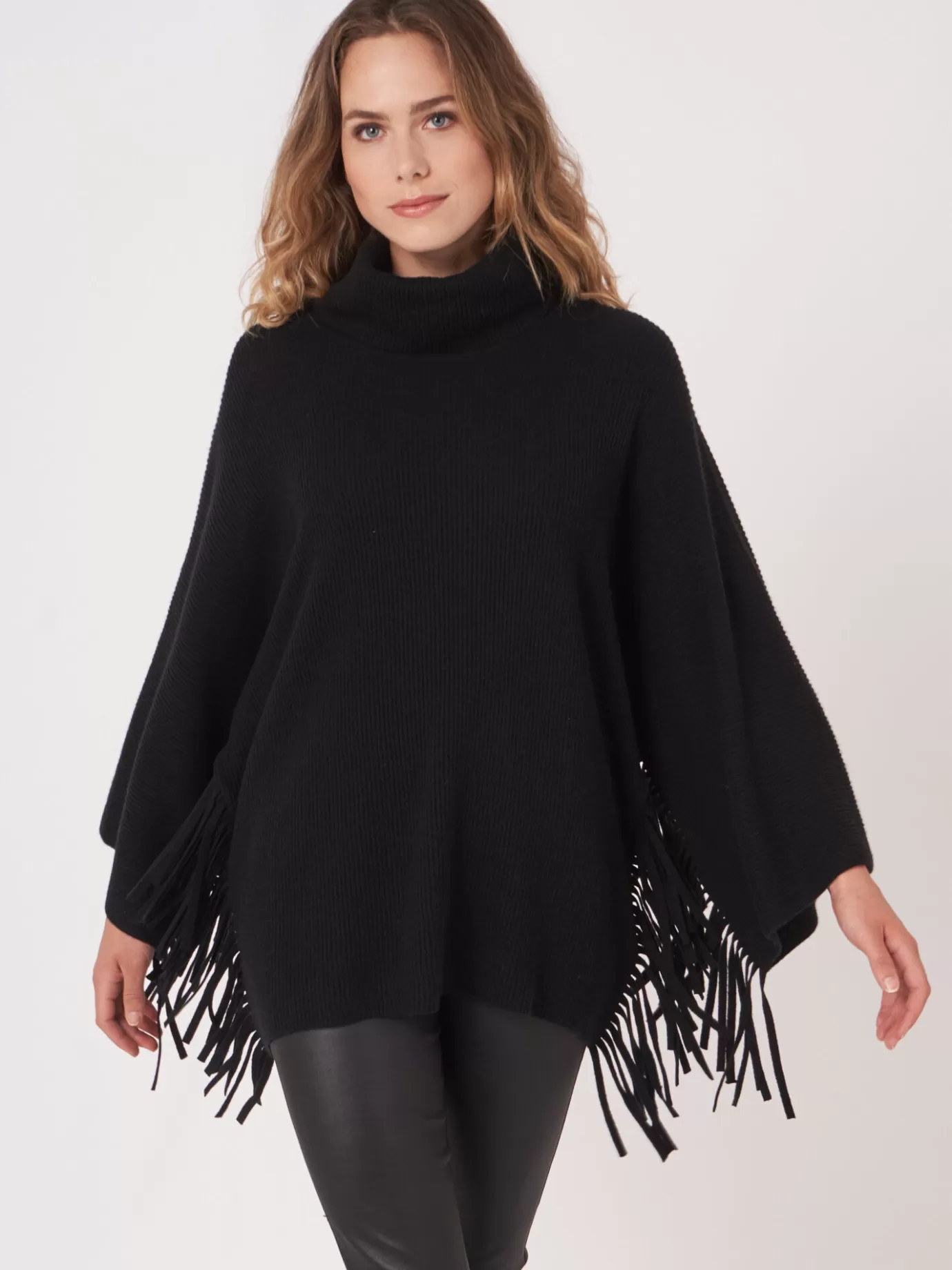 REPEAT cashmere Poncho's<Poncho Trui Met Rolkraag En Franjes Zwart