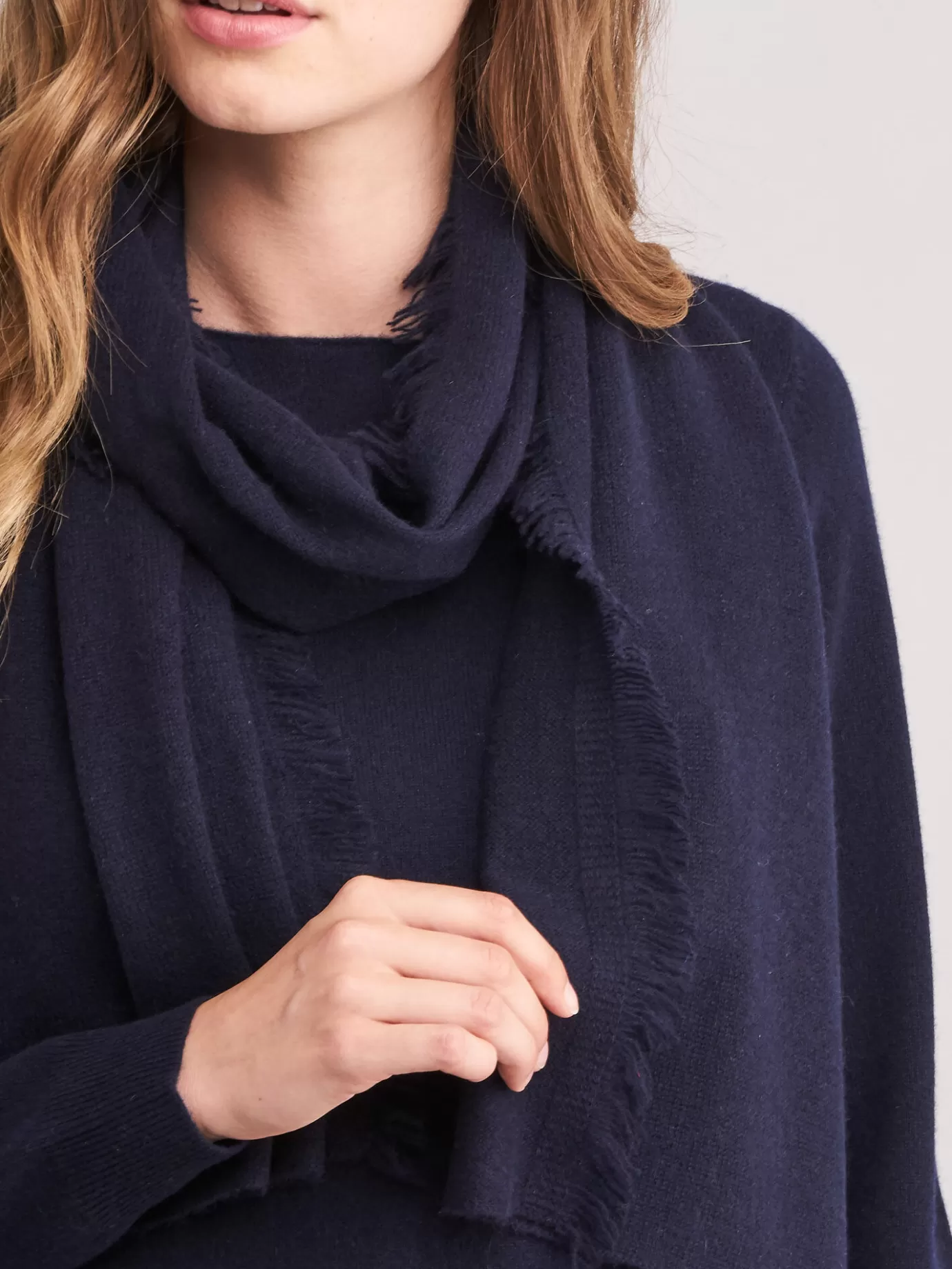 REPEAT cashmere Sjaals<Sjaal Met Franjes Van Biologisch Cashmere Marine