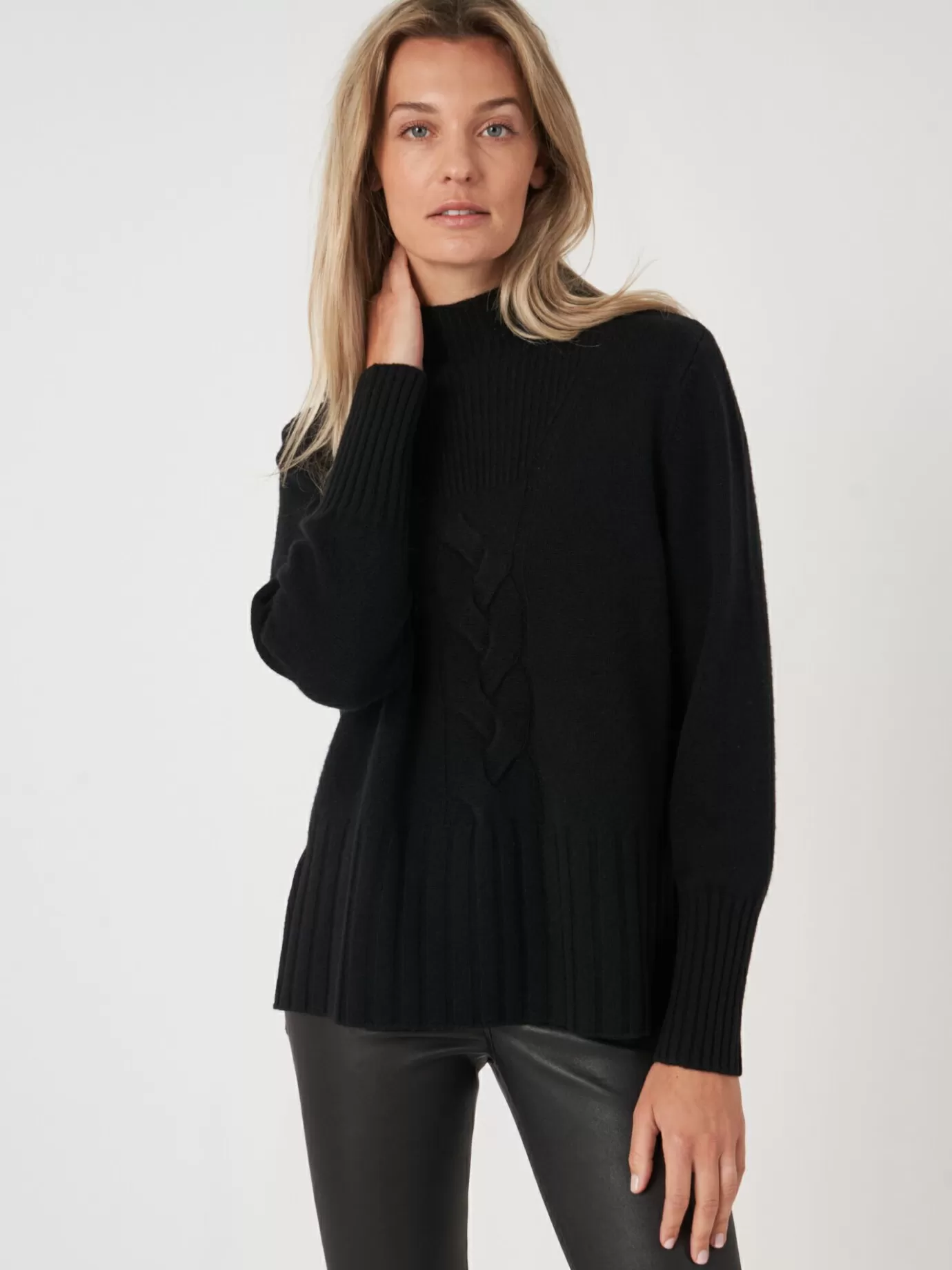 REPEAT cashmere Truien<Trui Met Opstaande Kraag En Kabelpatroon Detail Zwart