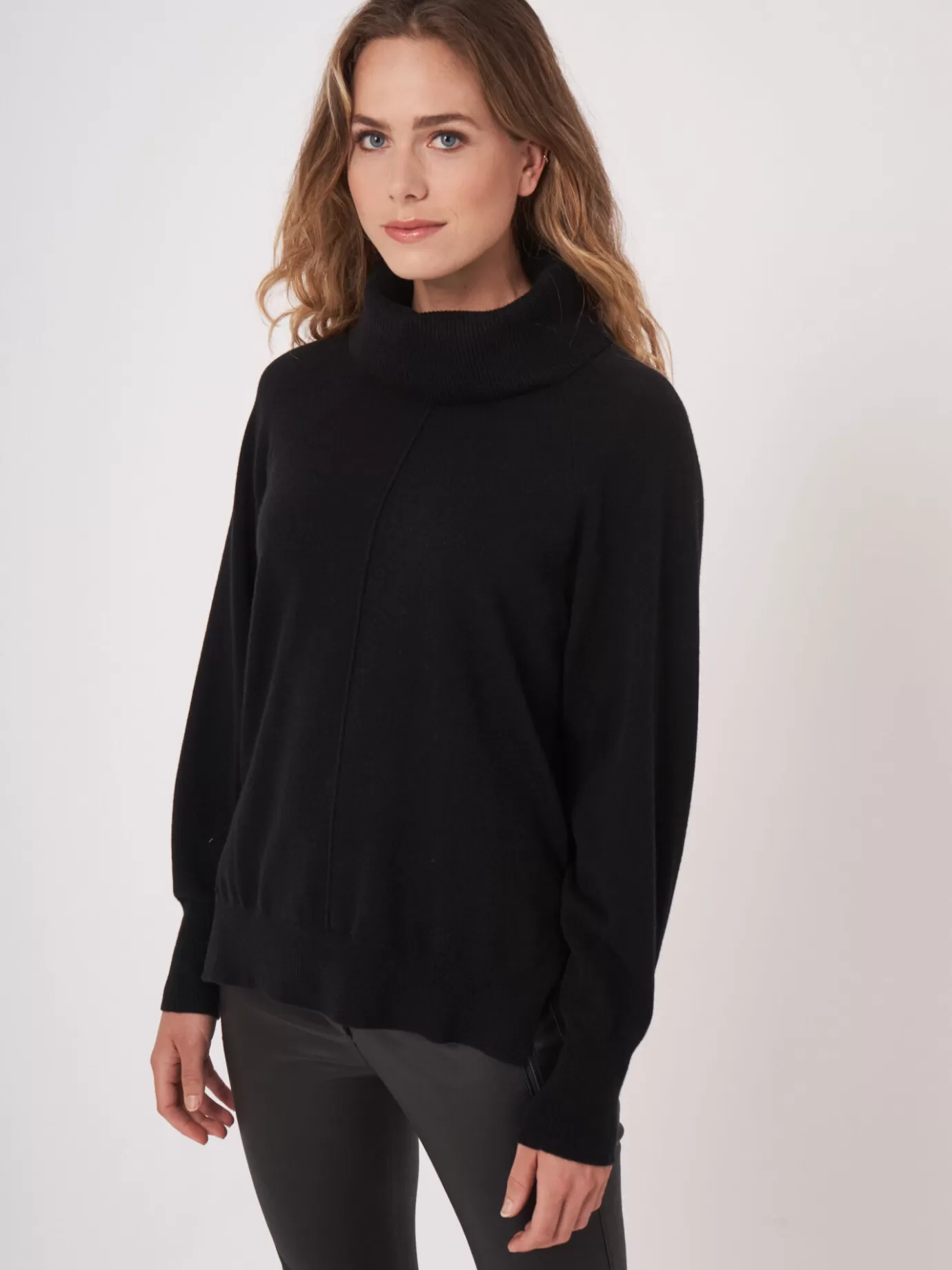 REPEAT cashmere Truien<Trui Met Wijde Geribde Rolkraag En Pofmouwen Zwart