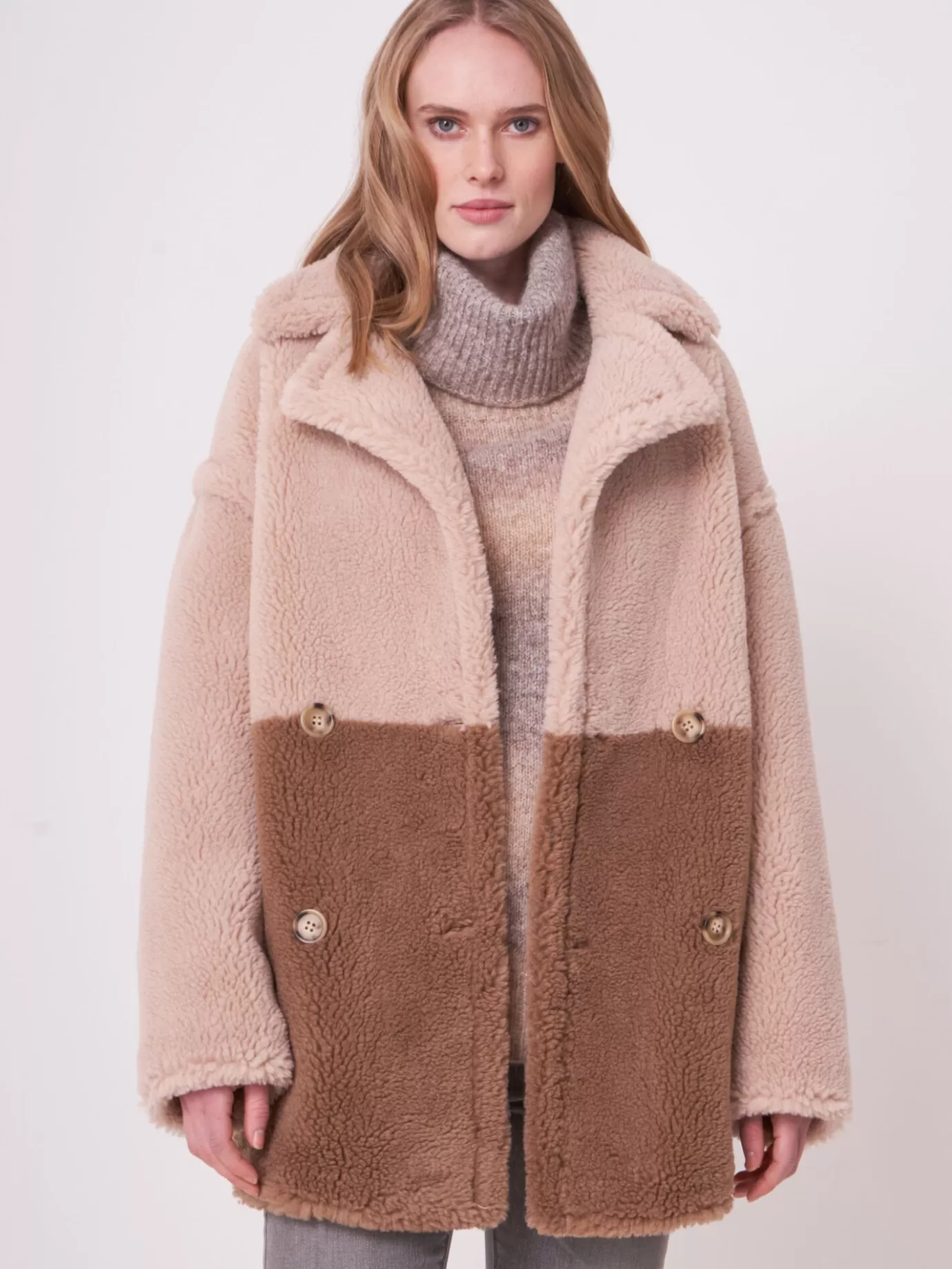 REPEAT cashmere Leer<Tweekleurige Omkeerbare Faux Shearling Jas Blozen/Kameel